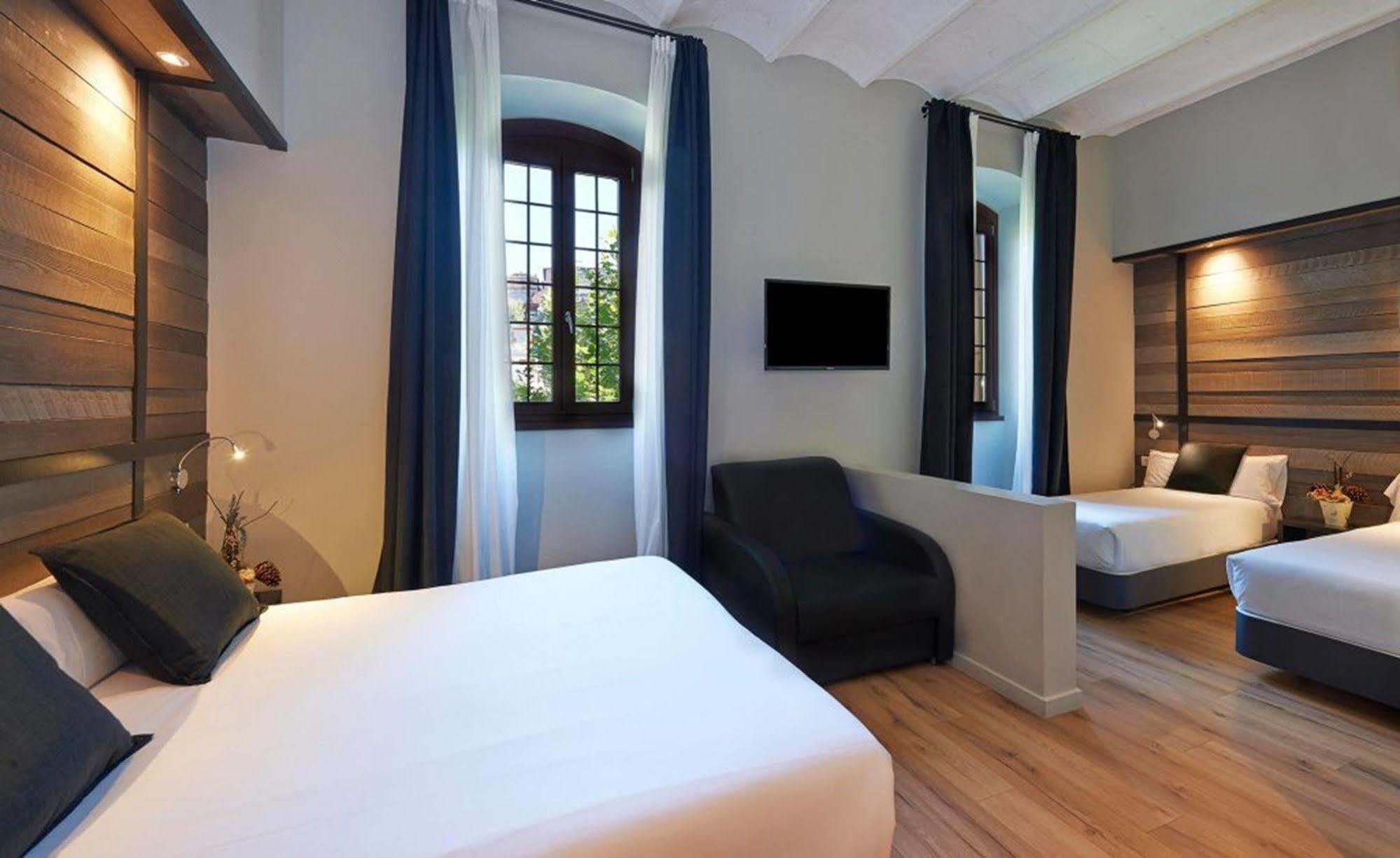 Hotel Parada بُويكثيرذا المظهر الخارجي الصورة